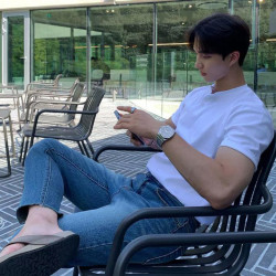 美式亨利領純棉t恤肌肉男硬漢修身短袖半開釦設計感v領運動上衣潮