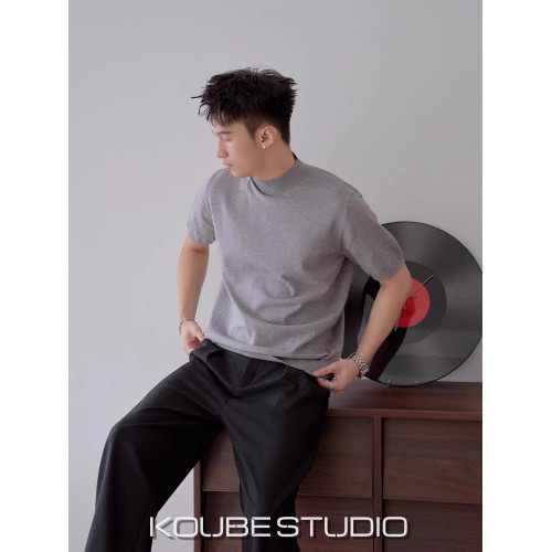 餘樂「顯肩寬針織打底」春夏純色內搭親膚保暖打底衫男小中領毛衣