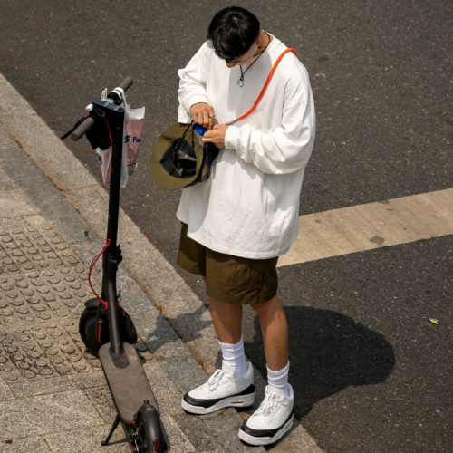 簡約休閒百搭純棉長袖t恤男oversize純色寬松小領口打底衫上衣女