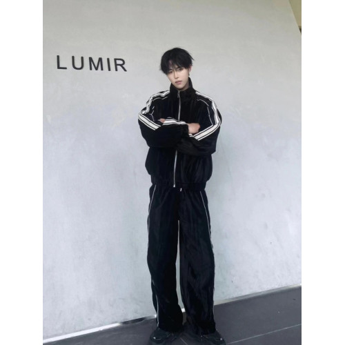 秋季美式痞帥外套兩件套男高街拼色條紋設計感休閒褲潮牌運動套裝 秋季美式痞帥外套兩件套男高街拼色條紋設計感休閒褲潮牌運動套裝