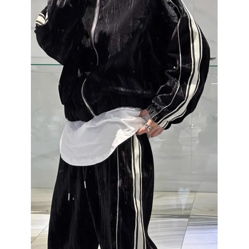 2025秋季痞帥高級感金絲絨拼色條紋衛衣兩件套情侶休閒運動套裝男 2025秋季痞帥高級感金絲絨拼色條紋衛衣兩件套情侶休閒運動套裝男