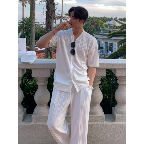 MRCYC老錢風V領開衫短袖T恤男士夏季直筒拖地褲韓系休閒運動套裝 MRCYC老錢風V領開衫短袖T恤男士夏季直筒拖地褲韓系休閒運動套裝