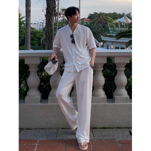 MRCYC老錢風V領開衫短袖T恤男士夏季直筒拖地褲韓系休閒運動套裝 MRCYC老錢風V領開衫短袖T恤男士夏季直筒拖地褲韓系休閒運動套裝