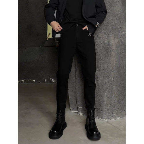 純黑色痞帥修身牛仔褲子男款2025新款秋季高級感顯瘦直筒小腳長褲 純黑色痞帥修身牛仔褲子男款2025新款秋季高級感顯瘦直筒小腳長褲