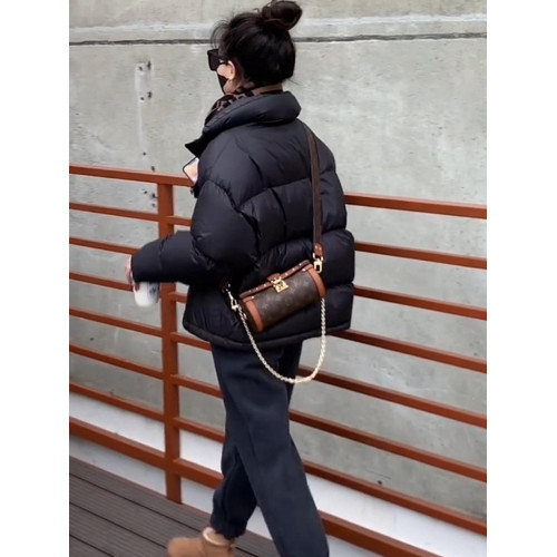 超好看短款羽絨服女冬季2025新款爆款白鴨絨加厚小個子麵包服外套 超好看短款羽絨服女冬季2025新款爆款白鴨絨加厚小個子麵包服外套