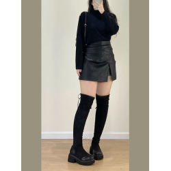 辣妹黑色皮裙褶皺半身裙女春秋大碼胖mm高腰a字設計感PU皮a字短裙
