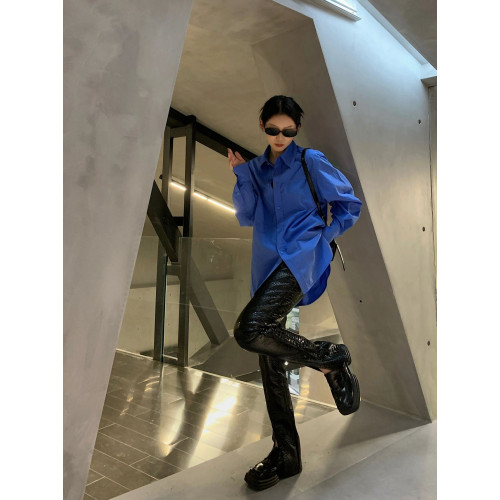 寬松慵懶風長袖別致克萊因藍襯衫女2025新款高級感曡穿上衣薄外套