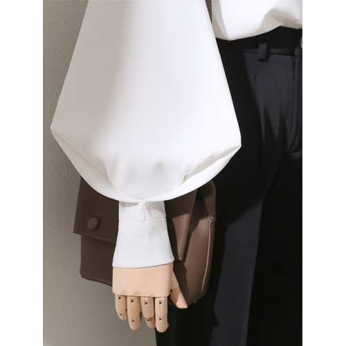 秋新款燈籠袖白色襯衫女長袖磨毛上衣韓版寬松港味立領泡泡袖襯衣 秋新款燈籠袖白色襯衫女長袖磨毛上衣韓版寬松港味立領泡泡袖襯衣