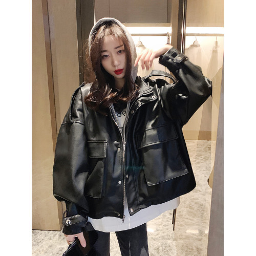 假兩件皮衣外套女2025新款超火酷颯風黑色連帽短款機車服pu皮夾克 假兩件皮衣外套女2025新款超火酷颯風黑色連帽短款機車服pu皮夾克