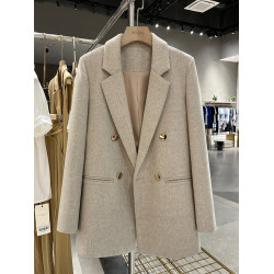 米灰色金屬釦毛呢小西裝外套女2025新款冬季高級感英倫風百搭西服