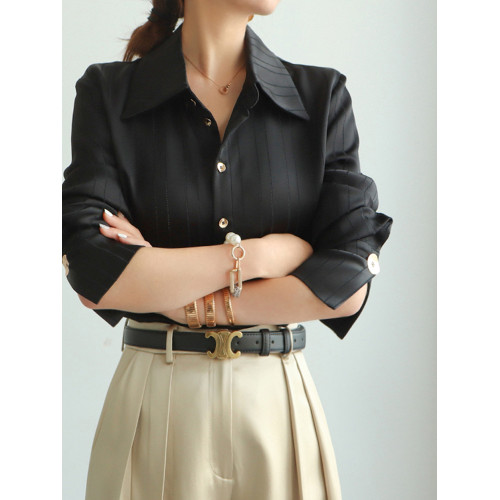 緞面內搭白色襯衫女裝2025早秋新款設計感小衆法式高級感醋酸上衣