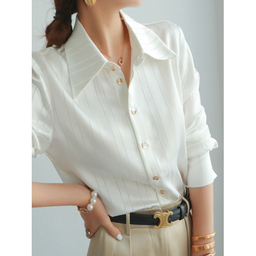 緞面內搭白色襯衫女裝2025早秋新款設計感小衆法式高級感醋酸上衣