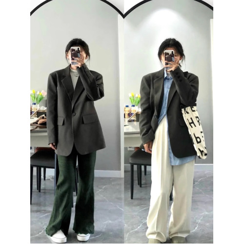 灰色高級感小西裝女2025春秋新款炸街設計感寬松休閒氣質西服外套 灰色高級感小西裝女2025春秋新款炸街設計感寬松休閒氣質西服外套