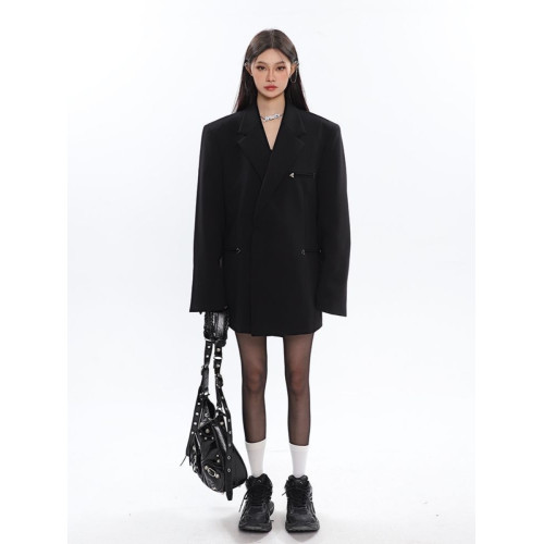 陳不哭 高級設計感墊肩休閒西服金屬韓版春秋黑色寬松西裝外套女 陳不哭 高級設計感墊肩休閒西服金屬韓版春秋黑色寬松西裝外套女