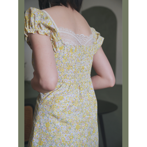 美出新高度~~淡米色蕾絲防走光吊帶抹胸輕薄背心別致浪漫田園復古 美出新高度~~淡米色蕾絲防走光吊帶抹胸輕薄背心別致浪漫田園復古