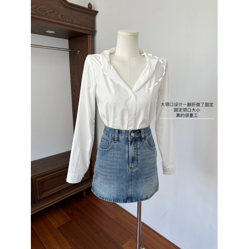 【露絲襯衣】設計感大領口白色襯衫長袖女秋季短款