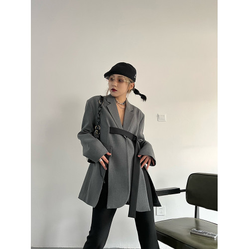 2025年春夏新款設計感小衆灰色韓版顯瘦氣質女神範高級西裝上衣女 2025年春夏新款設計感小衆灰色韓版顯瘦氣質女神範高級西裝上衣女