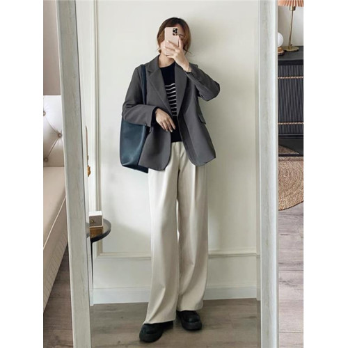 高級感灰色小西裝外套女2025春秋季新款設計感小衆小個子休閒西服 高級感灰色小西裝外套女2025春秋季新款設計感小衆小個子休閒西服