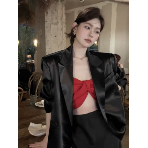 黑色高級綢緞小西裝外套女2025新款西服氣質名媛高級感超好看休閒 黑色高級綢緞小西裝外套女2025新款西服氣質名媛高級感超好看休閒