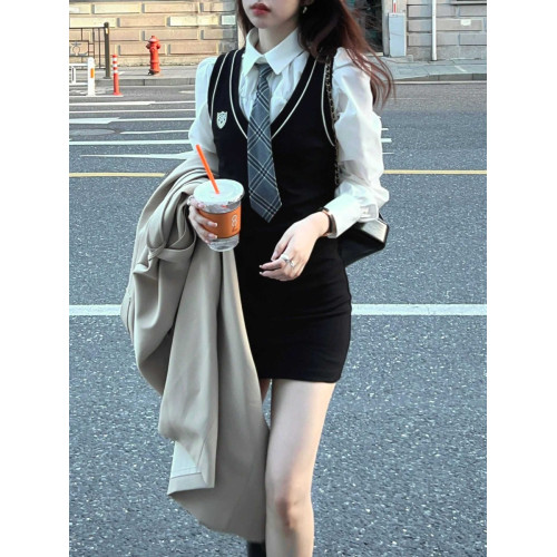 卡其色風衣女外套2025秋冬韓系高級感中長款小個子英倫風大衣加厚 卡其色風衣女外套2025秋冬韓系高級感中長款小個子英倫風大衣加厚