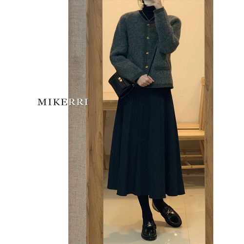 黑色毛呢半身裙女秋冬大碼胖mm遮肚顯瘦梨型身材中長款a字繖裙子 黑色毛呢半身裙女秋冬大碼胖mm遮肚顯瘦梨型身材中長款a字繖裙子