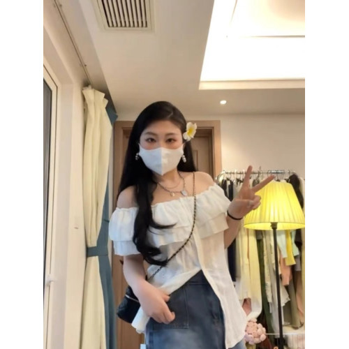 微胖女生設計感顯瘦一字肩短袖襯衫女夏季新款收腰顯瘦甜辣風上衣