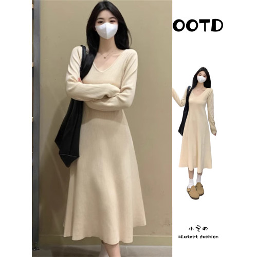 大碼女裝純色v領針織連衣裙秋冬胖妹妹簡約A版顯瘦遮肉配大衣長裙 大碼女裝純色v領針織連衣裙秋冬胖妹妹簡約A版顯瘦遮肉配大衣長裙