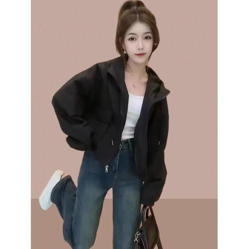 2025春秋季新款女士短外套爆款沖鋒衣洋氣夾克小個子女裝上衣大碼 2025春秋季新款女士短外套爆款沖鋒衣洋氣夾克小個子女裝上衣大碼