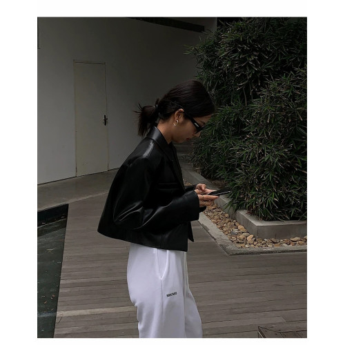 2025年春秋新款黑色短款高腰小皮衣外套女炸街高級設計感時尚夾克 2025年春秋新款黑色短款高腰小皮衣外套女炸街高級設計感時尚夾克