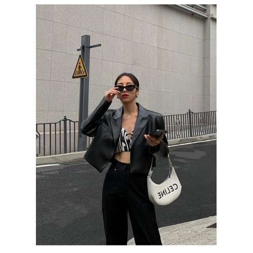 2025年春秋新款黑色短款高腰小皮衣外套女炸街高級設計感時尚夾克 2025年春秋新款黑色短款高腰小皮衣外套女炸街高級設計感時尚夾克