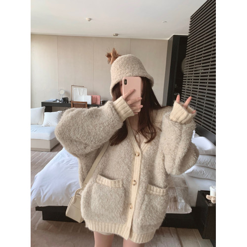 韓系羊羔絨大毛衣外套開衫女秋冬加厚小香風軟糯慵懶寬松上衣外搭 韓系羊羔絨大毛衣外套開衫女秋冬加厚小香風軟糯慵懶寬松上衣外搭