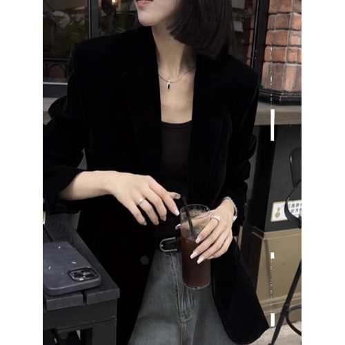 超好看黑色絲絨西裝外套女春秋氣質高級感小個子夾棉加厚西服上衣 超好看黑色絲絨西裝外套女春秋氣質高級感小個子夾棉加厚西服上衣