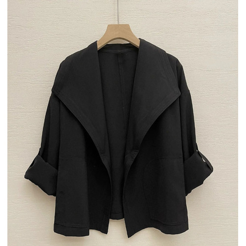 港風短外套小衆設計感帥氣復古大翻領無釦短款風衣休閒薄外套女 港風短外套小衆設計感帥氣復古大翻領無釦短款風衣休閒薄外套女