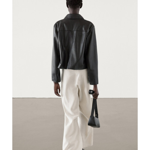 春季新品女高級感優雅氣質法式黑色翻領PU皮衣短外套 4703813 春季新品女高級感優雅氣質法式黑色翻領PU皮衣短外套 4703813