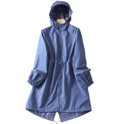 2025秋新品！可收納中長款連帽休閒腰部抽繩收腰防風薄風衣外套女