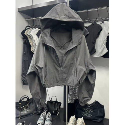 高級感灰色沖鋒衣外套女2024夏季新款寬松休閒百搭短款工裝防曬衣 高級感灰色沖鋒衣外套女2024夏季新款寬松休閒百搭短款工裝防曬衣