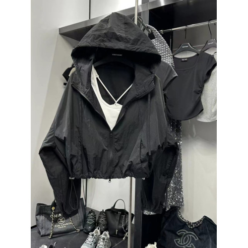 高級感灰色沖鋒衣外套女2024夏季新款寬松休閒百搭短款工裝防曬衣 高級感灰色沖鋒衣外套女2024夏季新款寬松休閒百搭短款工裝防曬衣