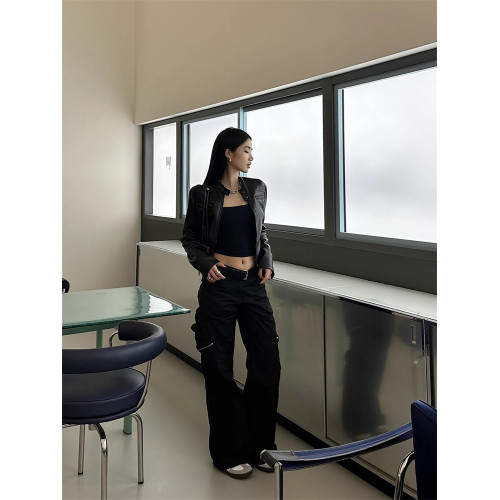 美式復古經典黑色酷帥女夾克秋季袖口拉鍊式立領修身機車皮衣外套 美式復古經典黑色酷帥女夾克秋季袖口拉鍊式立領修身機車皮衣外套