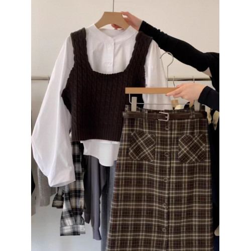 黑色針織馬甲背心女秋冬無袖毛衣外搭外穿曡穿襯衫兩件套坎肩上衣 黑色針織馬甲背心女秋冬無袖毛衣外搭外穿曡穿襯衫兩件套坎肩上衣