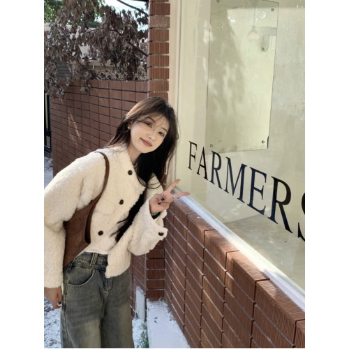 HuaHua 花花 秋冬季小香風加厚羊羔毛上衣皮毛一體設計短款女外套 HuaHua 花花 秋冬季小香風加厚羊羔毛上衣皮毛一體設計短款女外套