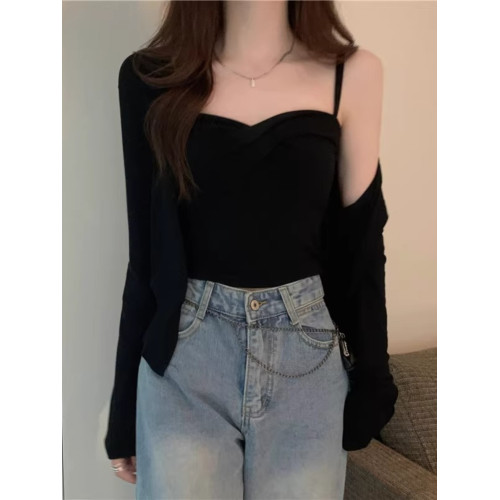 黑色防曬針織開衫女裝外套小個子短款上衣披肩吊帶外搭罩衫秋冬 黑色防曬針織開衫女裝外套小個子短款上衣披肩吊帶外搭罩衫秋冬