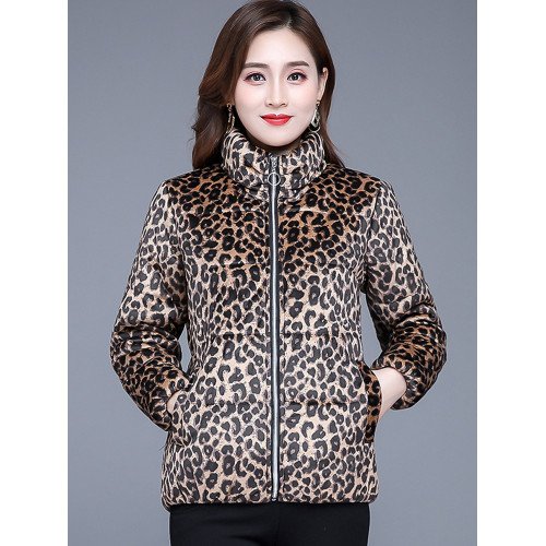 中年絲絨新款高級棉衣媽媽秋冬季輕薄小棉襖洋氣中老年冬季外套女 中年絲絨新款高級棉衣媽媽秋冬季輕薄小棉襖洋氣中老年冬季外套女