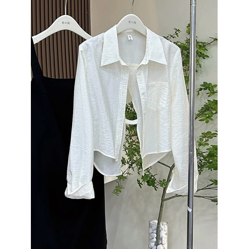 後背開叉短款防曬襯衫外套女夏季薄款防紫外線透氣外搭小披肩上衣 後背開叉短款防曬襯衫外套女夏季薄款防紫外線透氣外搭小披肩上衣