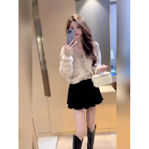 小香風短款外套女秋冬2024新款毛衣開衫顯瘦加厚洋氣時尚v領上衣 小香風短款外套女秋冬2024新款毛衣開衫顯瘦加厚洋氣時尚v領上衣