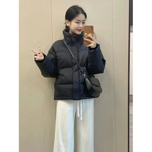 黑色棉襖2025新款今年流行爆款不顯臃腫時尚顯瘦短款羽絨棉服外套 黑色棉襖2025新款今年流行爆款不顯臃腫時尚顯瘦短款羽絨棉服外套