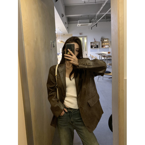 美拉德皮衣穿搭2025早春秋季新款棕色美式復古氣質西裝pu皮外套女 美拉德皮衣穿搭2025早春秋季新款棕色美式復古氣質西裝pu皮外套女