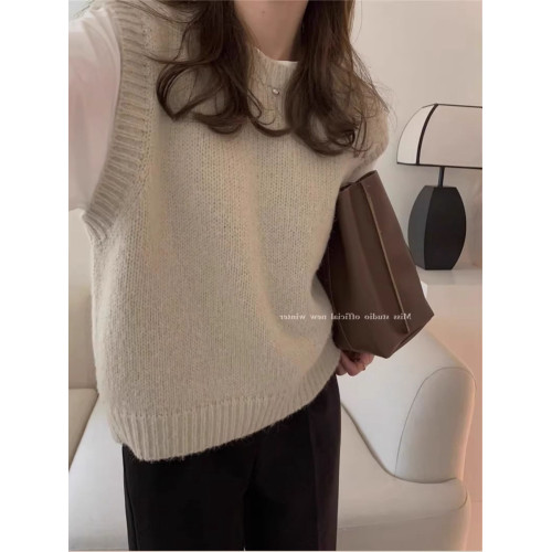 軟糯藍色圓領羊絨馬甲背心女春秋冬寬松短款針織曡穿大碼羊毛坎肩 軟糯藍色圓領羊絨馬甲背心女春秋冬寬松短款針織曡穿大碼羊毛坎肩