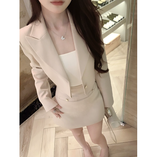 法式氣質西裝短外套半身裙女兩件套裝高級感小香風時尚套裝秋冬季 法式氣質西裝短外套半身裙女兩件套裝高級感小香風時尚套裝秋冬季