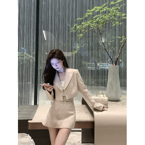法式氣質西裝短外套半身裙女兩件套裝高級感小香風時尚套裝秋冬季 法式氣質西裝短外套半身裙女兩件套裝高級感小香風時尚套裝秋冬季
