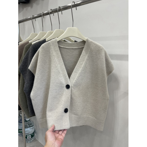 V領針織馬甲開衫女秋季新款寬松慵懶風無袖毛衣背心坎肩馬夾上衣 V領針織馬甲開衫女秋季新款寬松慵懶風無袖毛衣背心坎肩馬夾上衣